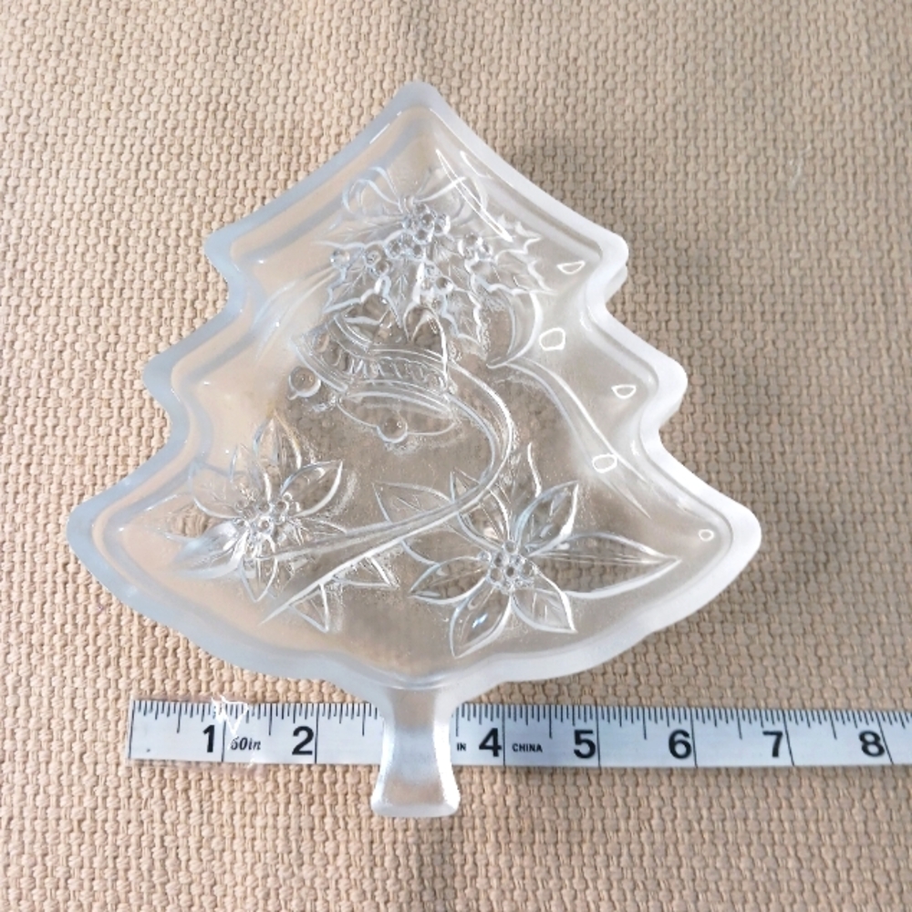2 Pressed Glass Christmas Tree Candy Dishes EUC - Picture 4 of 6